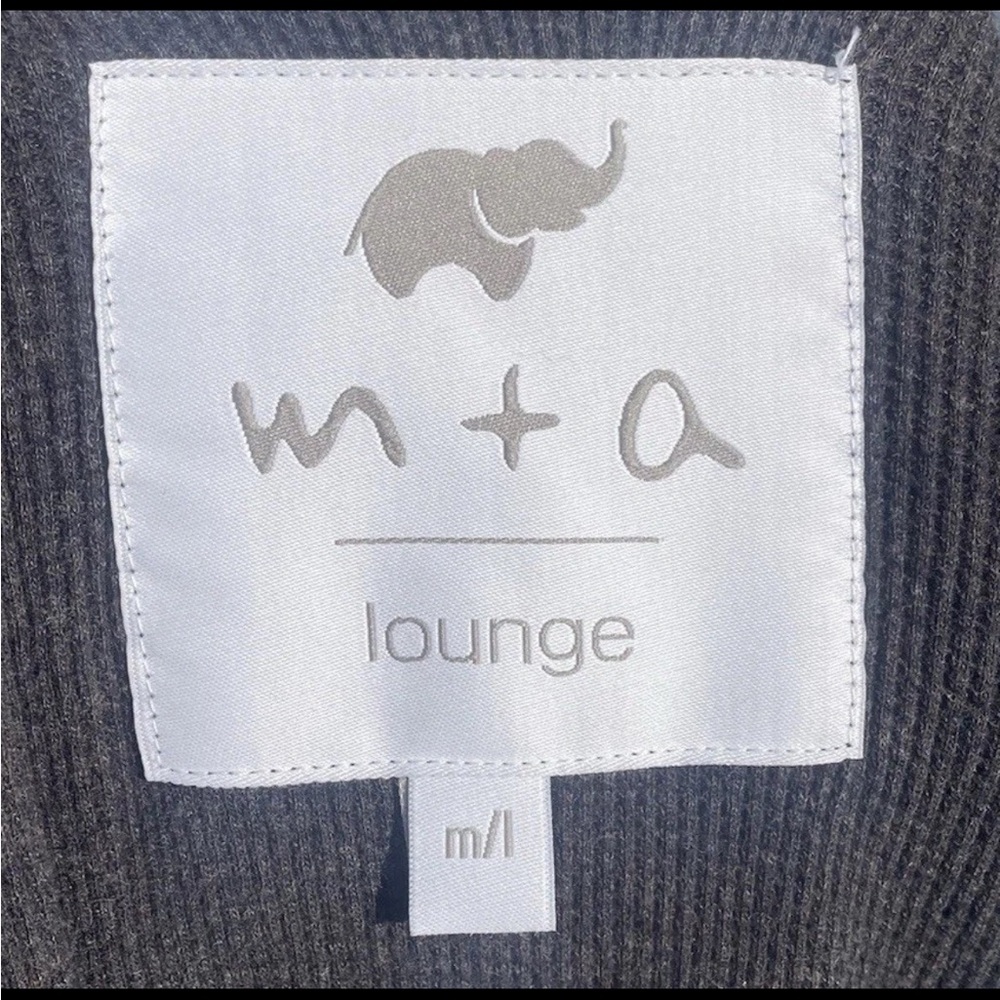 Monica + Andy Dark Gray Comfy Lounge Waffle Robe Pockets M/L 100% Organic Cotton - Picture 3 of 4
